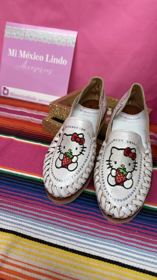 Hello kitty huaraches